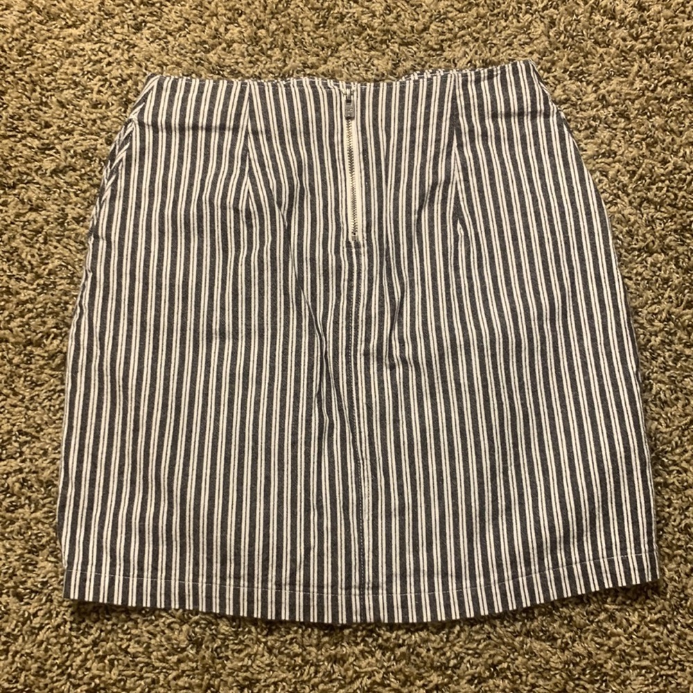 hollister skirt - Picture 3 of 5